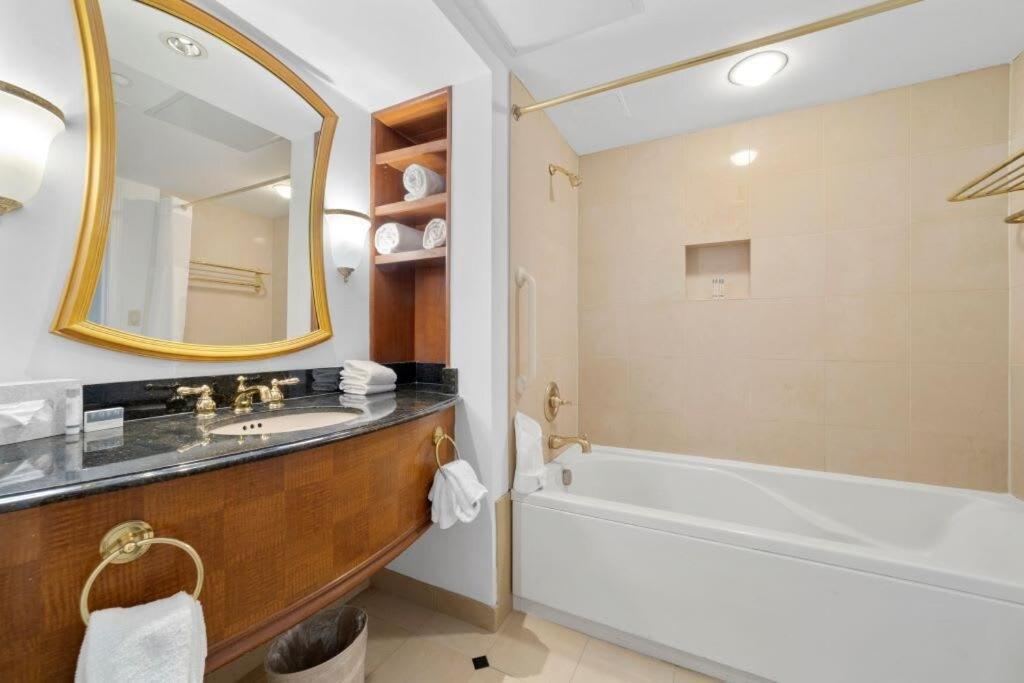 Sleep Six Cozysuites, 1Br 2Ba On The Boardwalk Atlantic City Eksteriør billede